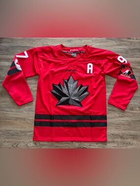 2026 Team Canada McDavid Medium Jersey